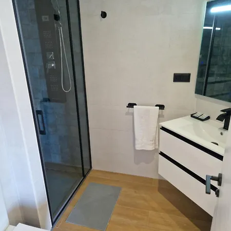 Estudio 8 Apartment